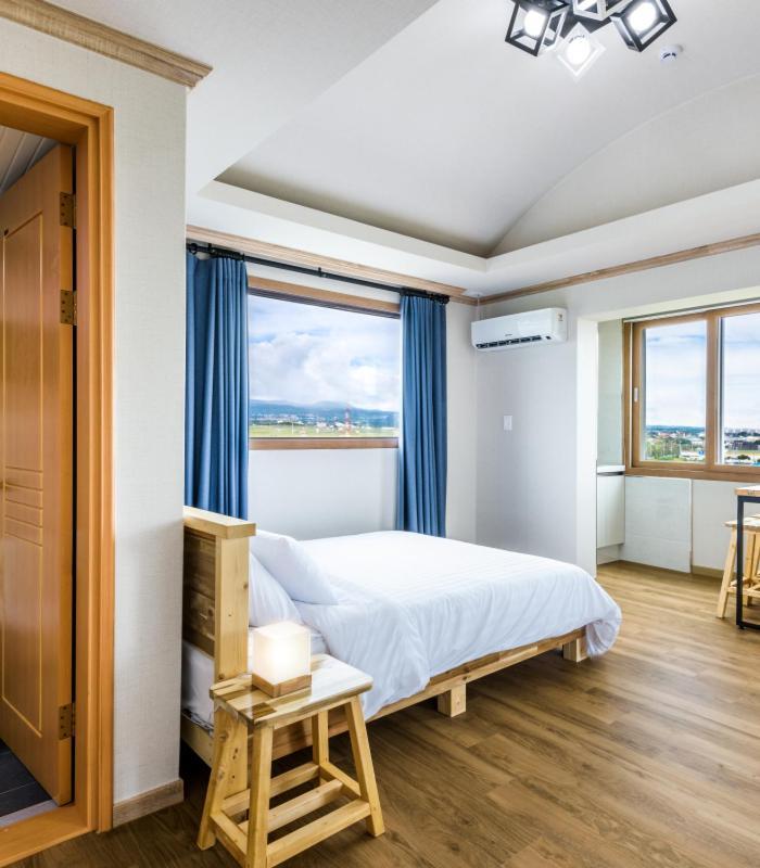 Romance Jeju Pension Exterior photo